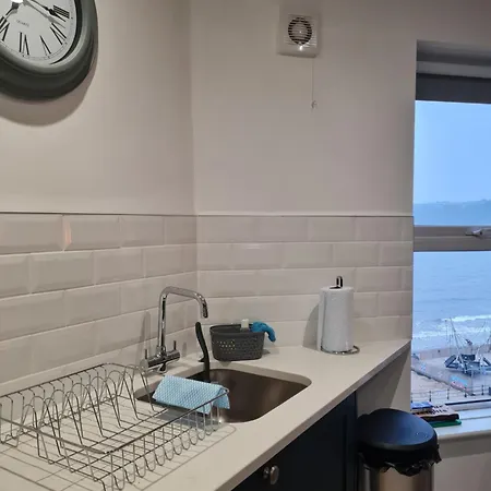 Yorkshire Rose - 2 Bed Sleeps 6 Apartment