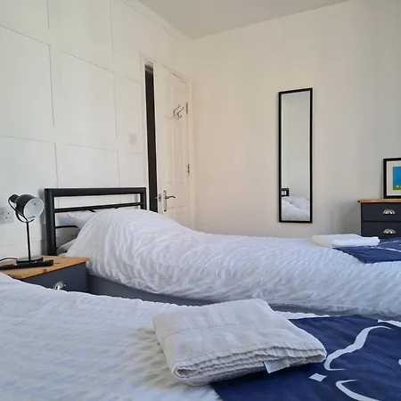 Apartment Yorkshire Rose - 2 Bed Sleeps 6 *