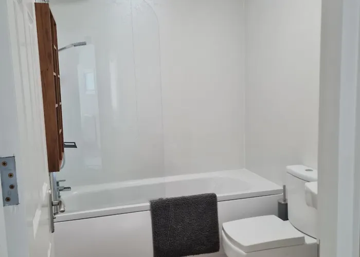 Yorkshire Rose - 2 Bed Sleeps 5